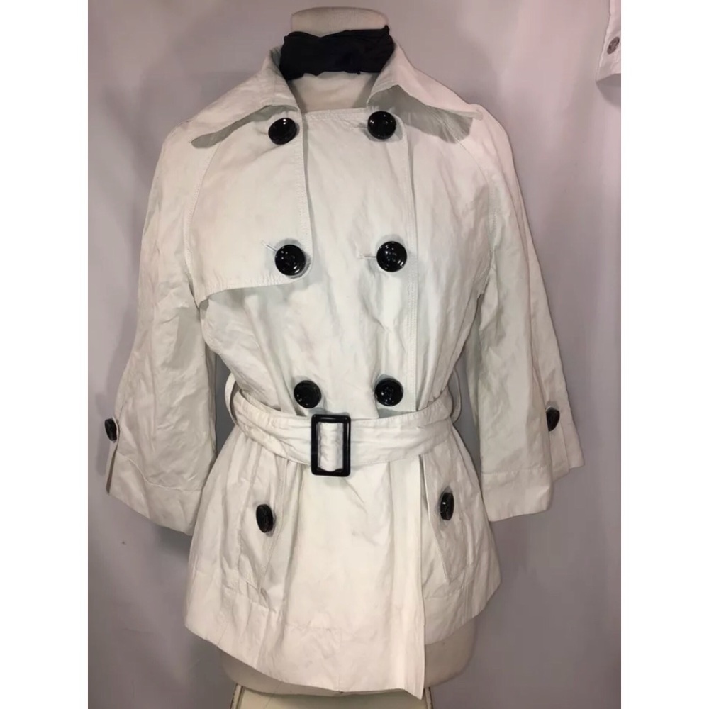 White House Black Market- White Na Spring Jacket
